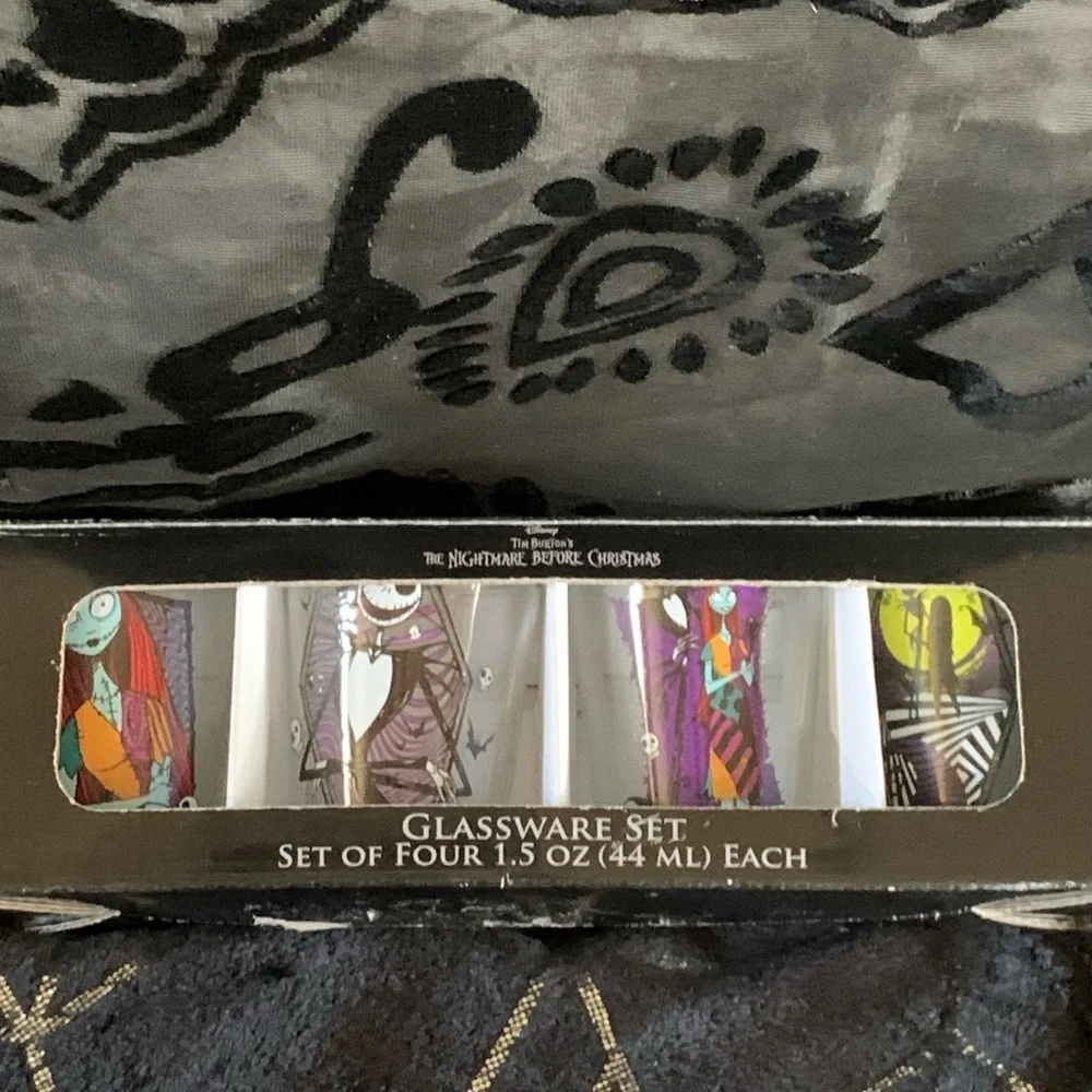 Nightmare Before Christmas Shot Glasses and String of Lights‎ Bundle